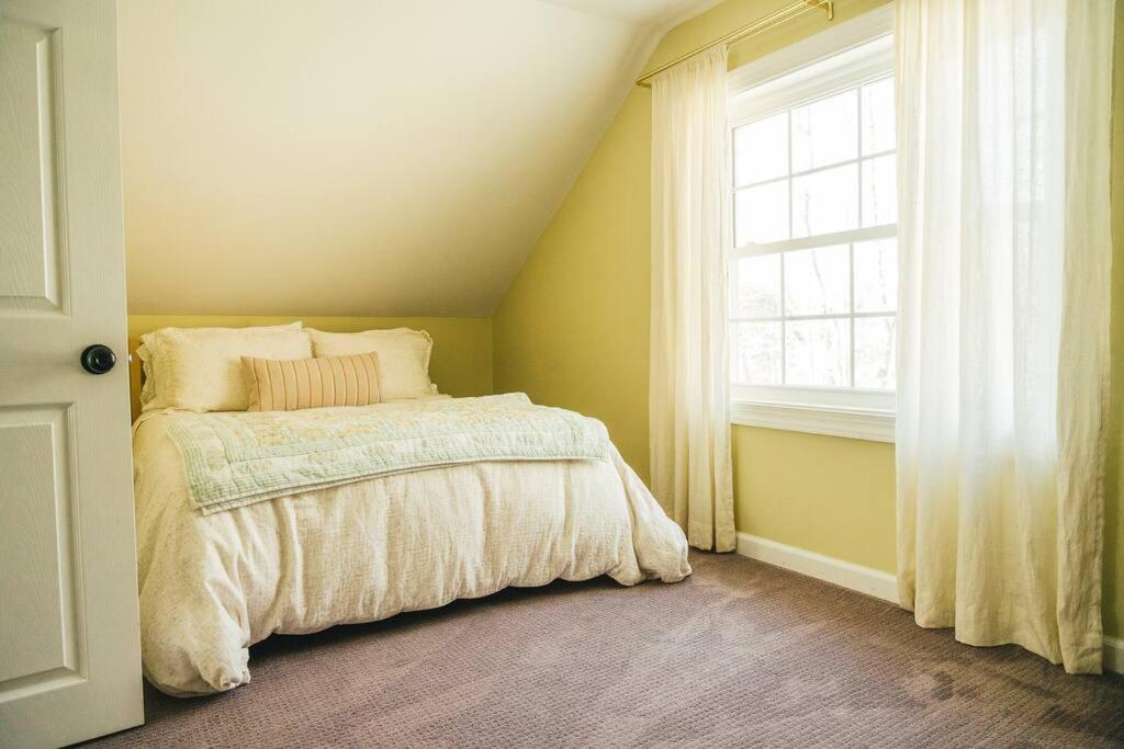 Cozy Cottage, Hot Tub, Fire Pit, 15Min To Hudson And Hiking Catskill Εξωτερικό φωτογραφία